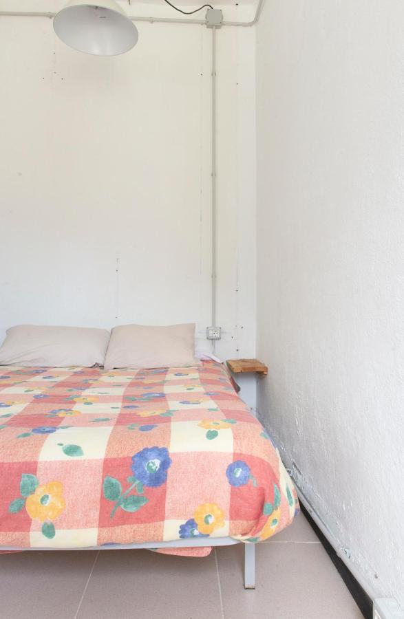 Basic En-Suite Bedroom By The Sea Guinea 외부 사진